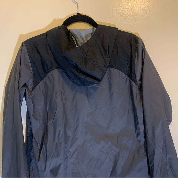 Columbia boys wind breaker with hood - Picture 5 of 5